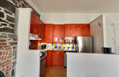 Vieux-Quebec-Cap-Blanc-colline Parlementaire Apartment | L'Appartement central in the heart of Old Quebec