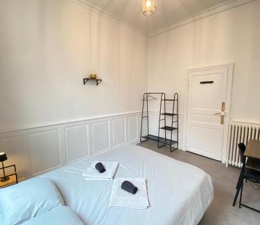 Downtown Angers Apartment | L'Appartement Privilège - 4 chambres - Coeur d'Angers, Spacieux et Élégant