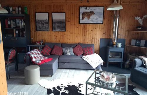 Somme-Leuze Ski Chalet | L'Ard'Heure D'Avance "chalet familial"