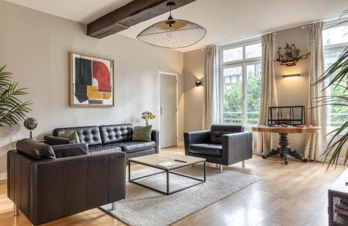 Rouen City Centre Apartment | L'Astrolabe - superbe appartement vue Cathédrale