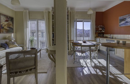 Hotel-de-Ville Apartment | L'Atelier by Interhome