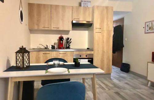 Bourgogne Apartment | L'ATELIER Calm and cosy 2 steps from the cathedral