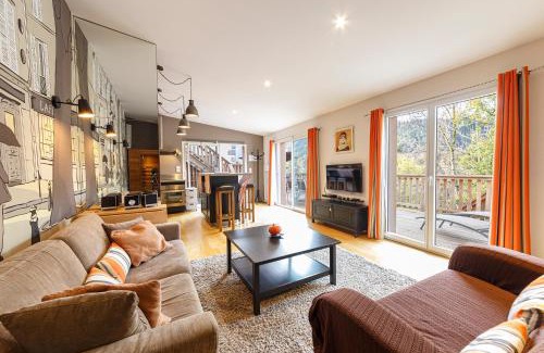 Mont-Dore House | L'Atelier de Claire