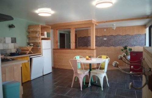 Vagney Apartment | L'atelier des couleurs