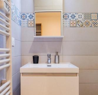 Cote Pavee Apartment | L'Atelier du Canal