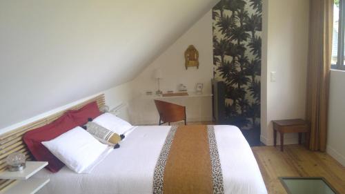 Bayeux Bed & Breakfast | L'Atelier