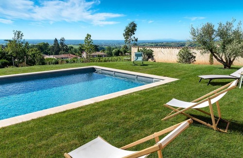 Saint-Amour-Bellevue House | L'atelier - Saint Amour Bellevue