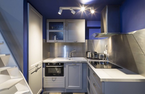 Centre Apartment | L'Atlas - One Bedroom Apartment, Sleeps 2