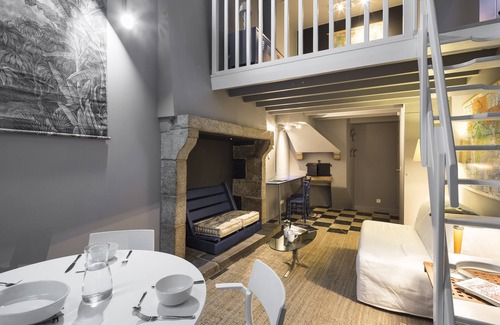 Centre Apartment | L'Atlas - One Bedroom Apartment, Sleeps 2