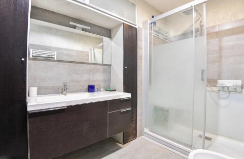 Saint-Victor Apartment | L'Atypique - Appart 2 ch avec terrasse et clim