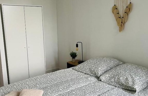 Castres Apartment | L'atypique l 2 chambres l Clim