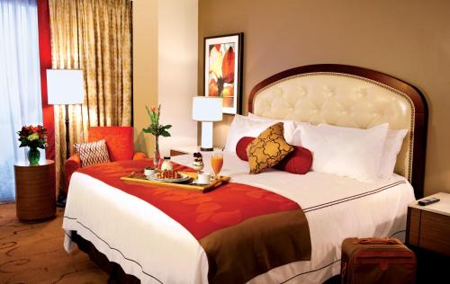 Highlands - Perkins Hotel | L'Auberge Baton Rouge