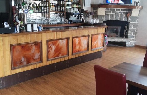 Albussac Bed & Breakfast | L'auberge des quatre routes