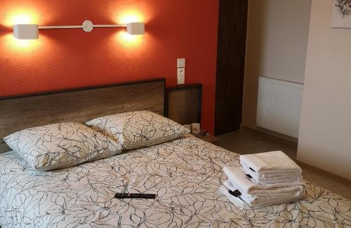 Albussac Bed & Breakfast | L'auberge des quatre routes