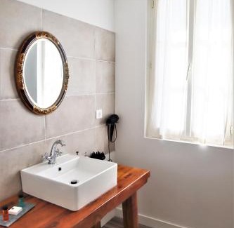 Rochecorbon Bed & Breakfast | L'Auberge du Croissant