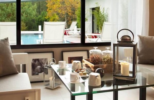 Saint-Ouen-les-Vignes Hotel | L'Aubinière Hotel-Restaurant & Spa