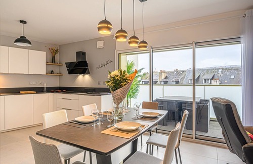 Vannes Apartment | L'Audacieux - Magnifique appartement avec garage sécurisé centre ville à pieds!