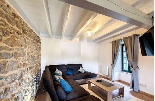 Chambon-sur-Lac Cottage | L'auvergnate