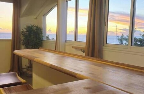 Basse-Terre Apartment | L'écrin jaune: Apartment with 180° sea view!