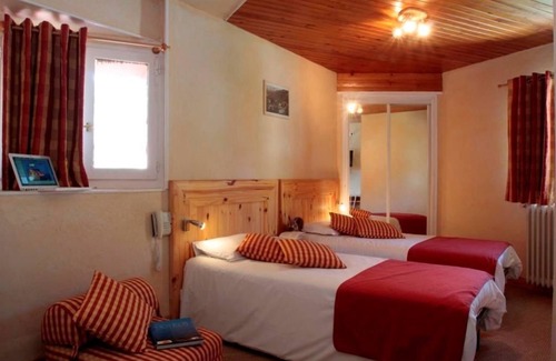 Saint-Etienne-de-Tinee Hotel | L'Ecureuil