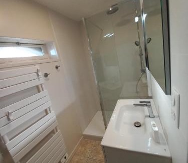 La Chapelle-de-Guinchay Bed & Breakfast | L'Eglantyne