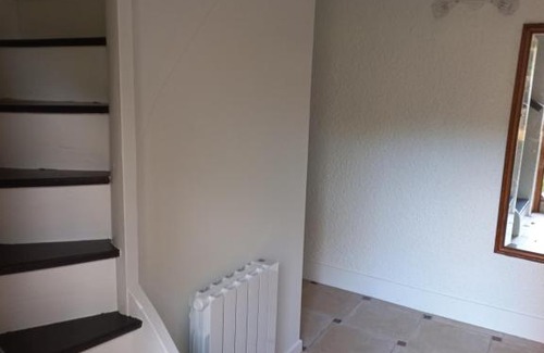 La Chapelle-de-Guinchay Apartment | l'EGLANTYNE