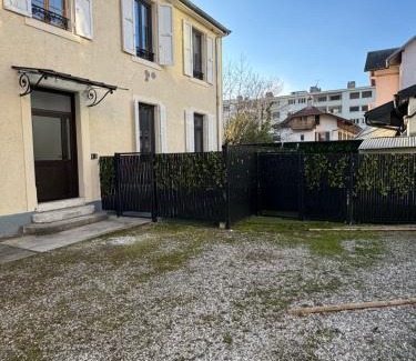 Aix-les-Bains City Center Apartment | L'Embellie