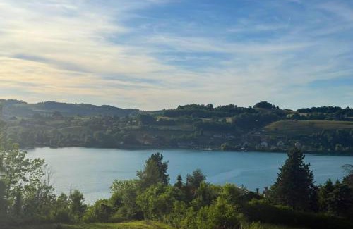 Bilieu House | L'EMERAUDE suite lake view swimming pool beach 10 min walk away