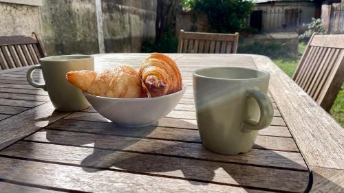 Centre Ville Apartment | L'entracte, T2 rénové ! Jardin, Parking et Fibre