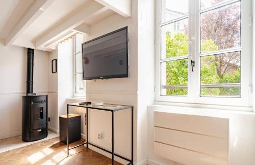 Rambouillet Apartment | L'Ermitage