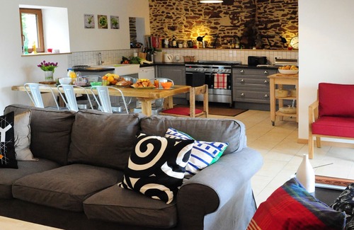 Saint-Ouen-La-Rouerie House | L'Escale, a place to rest