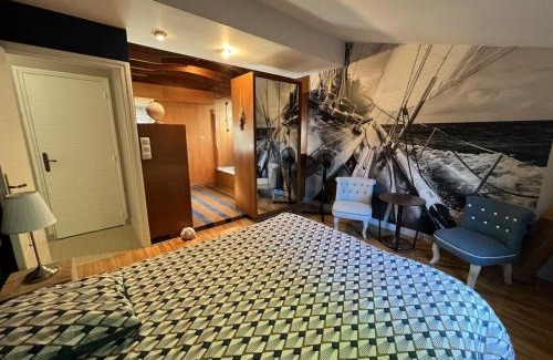 Le Mung Bed & Breakfast | L'escale au Port Miniature de Saint Savinien