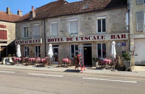 Longeau-Percey Hotel | L'Escale