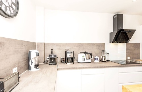 Saint-Meloir-des-Ondes House | L'escale bretonne by Interhome