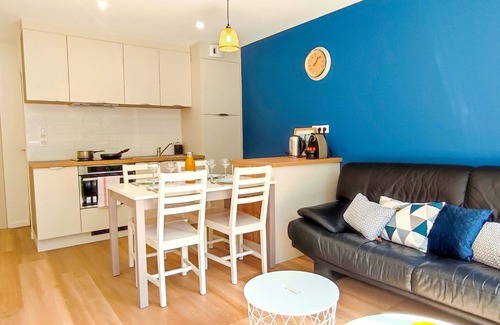 Saint-Marine Apartment | L'Escale - refurbished, 100 m from the port, 4 pax