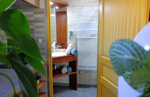 Pompejac Apartment | L'Escale Sud Gironde - Séjour romantique avec jacuzzi privatif et petit-déjeuner - Piscine - Options massage, traiteur et brunch