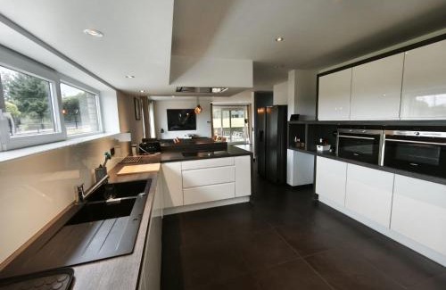 Somme-Leuze Villa | L'escapade de l'Ourgnette