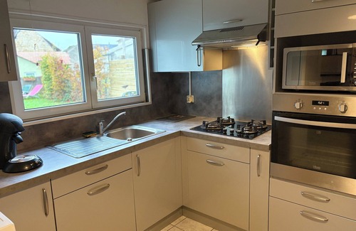 Kembs Apartment | L'escapade du cheval blanc, 3 borders, secure parking