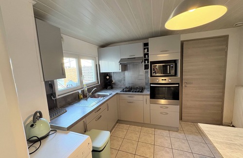 Kembs Apartment | L'escapade du cheval blanc, 3 borders, secure parking