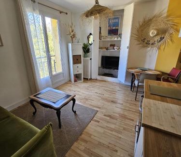 Downtown Le Havre Apartment | "L'escapade Havraise" Studio Parking gratuit Coeur de Ville