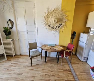 Downtown Le Havre Apartment | "L'escapade Havraise" Studio Parking gratuit Coeur de Ville