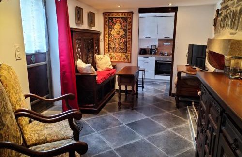 Montaubert - Rille - Saint-Sulpice House | L'Escapade Médiévale