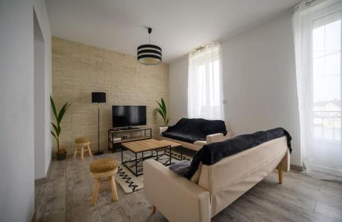 Coulounieix-Chamiers House | L'Escapade Périgourdine, wifi, parking, Netflix, piscine