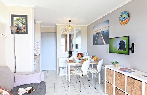 Cap Esterel Apartment | L'Esquinade (F3 113) by Interhome