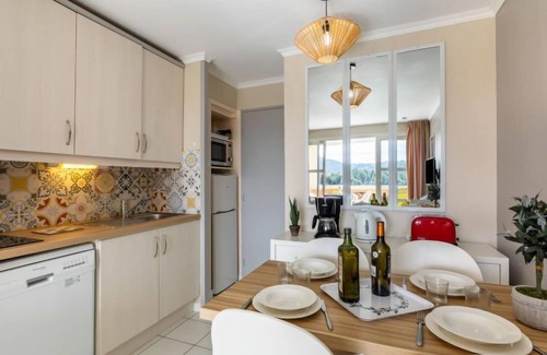 Cap Esterel Apartment | L'Esquinade (F3 113) by Interhome