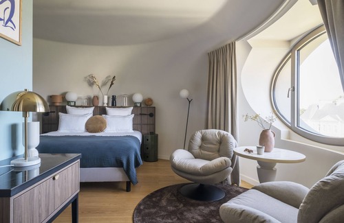 Pire-sur-Seiche Hotel | L'EssenCiel