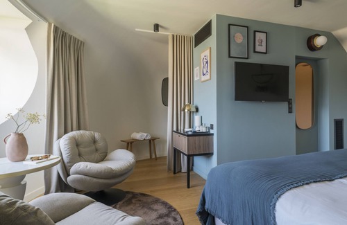 Pire-sur-Seiche Hotel | L'EssenCiel