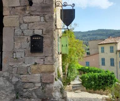 Seillans House | L Estello, Village house in Provence