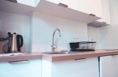 Tours House | L'Etape - La Maison des amis