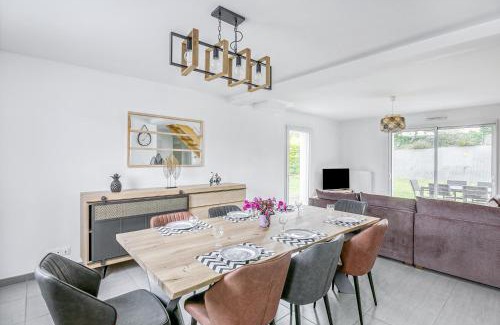 Saint-Lunaire House | L'Exploratrice